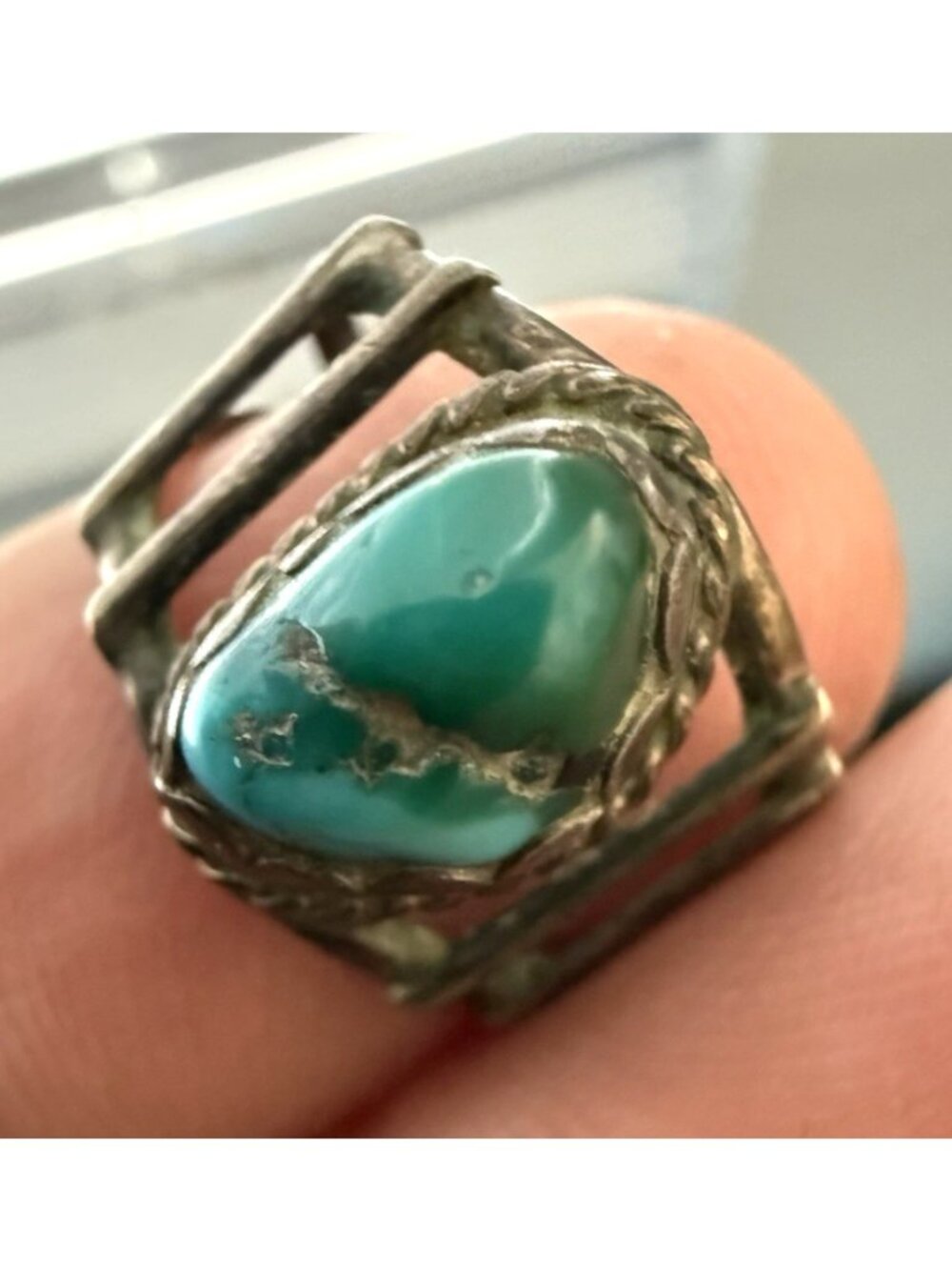 Vintage 70's Navajo Sterling Silver Handmade Oval Turquoise Stone Ring Size 6.75 - Picture 1 of 8